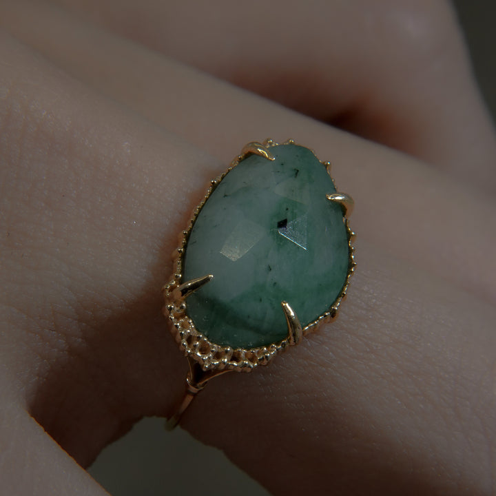 2127 Emerald Ring