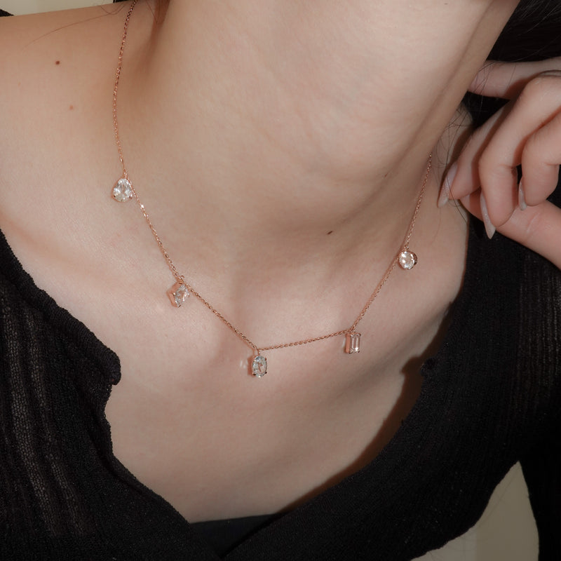STARRY NECKLACE_10KRG x White Topaz