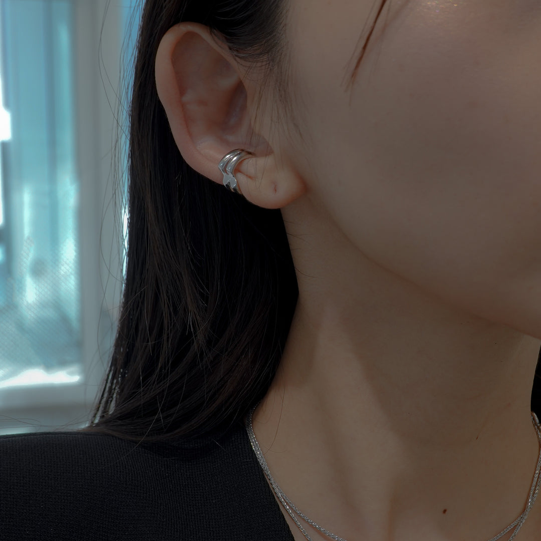 PETAL DROP EARCUFF