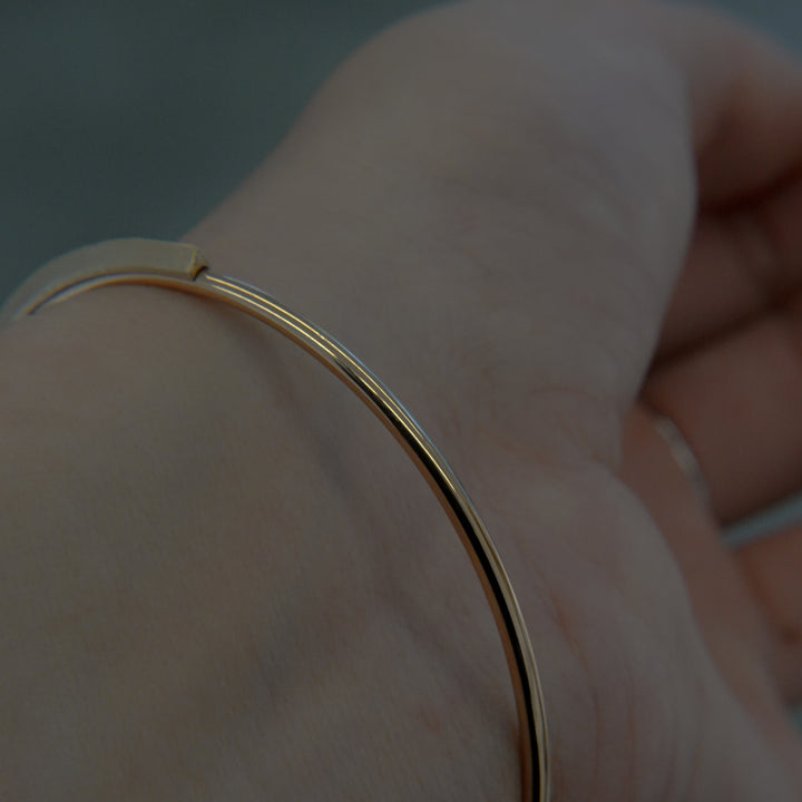 FUNCTION BANGLE TRIANGLE