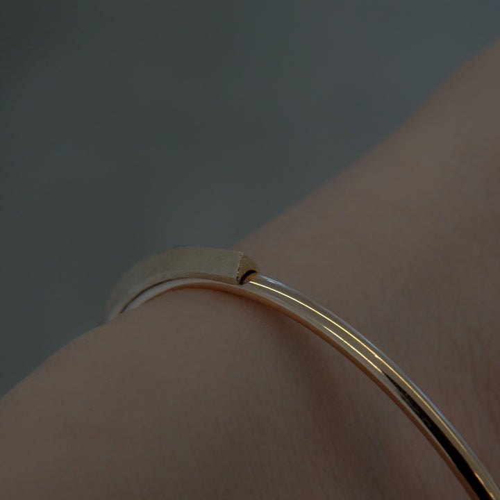 FUNCTION BANGLE TRIANGLE