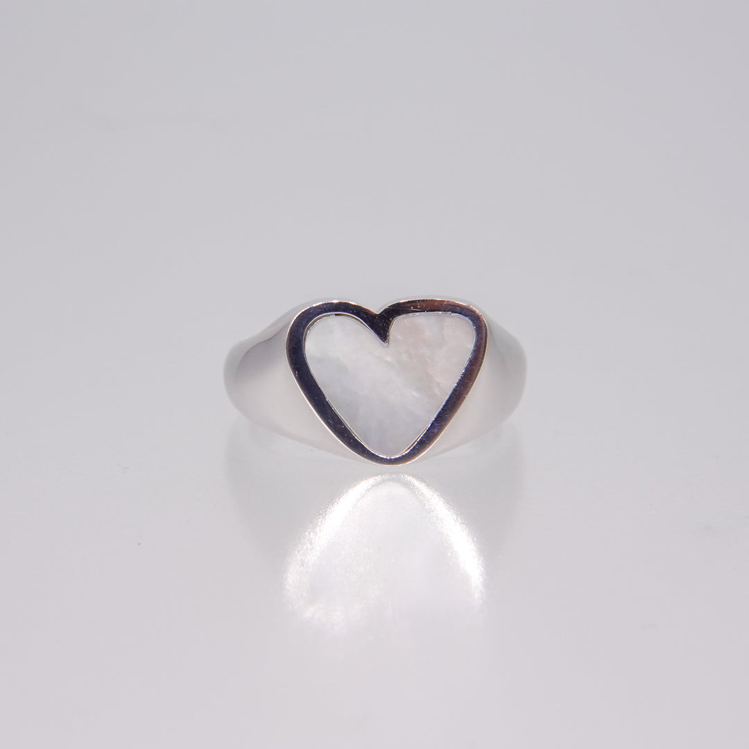 HEART STONE RING