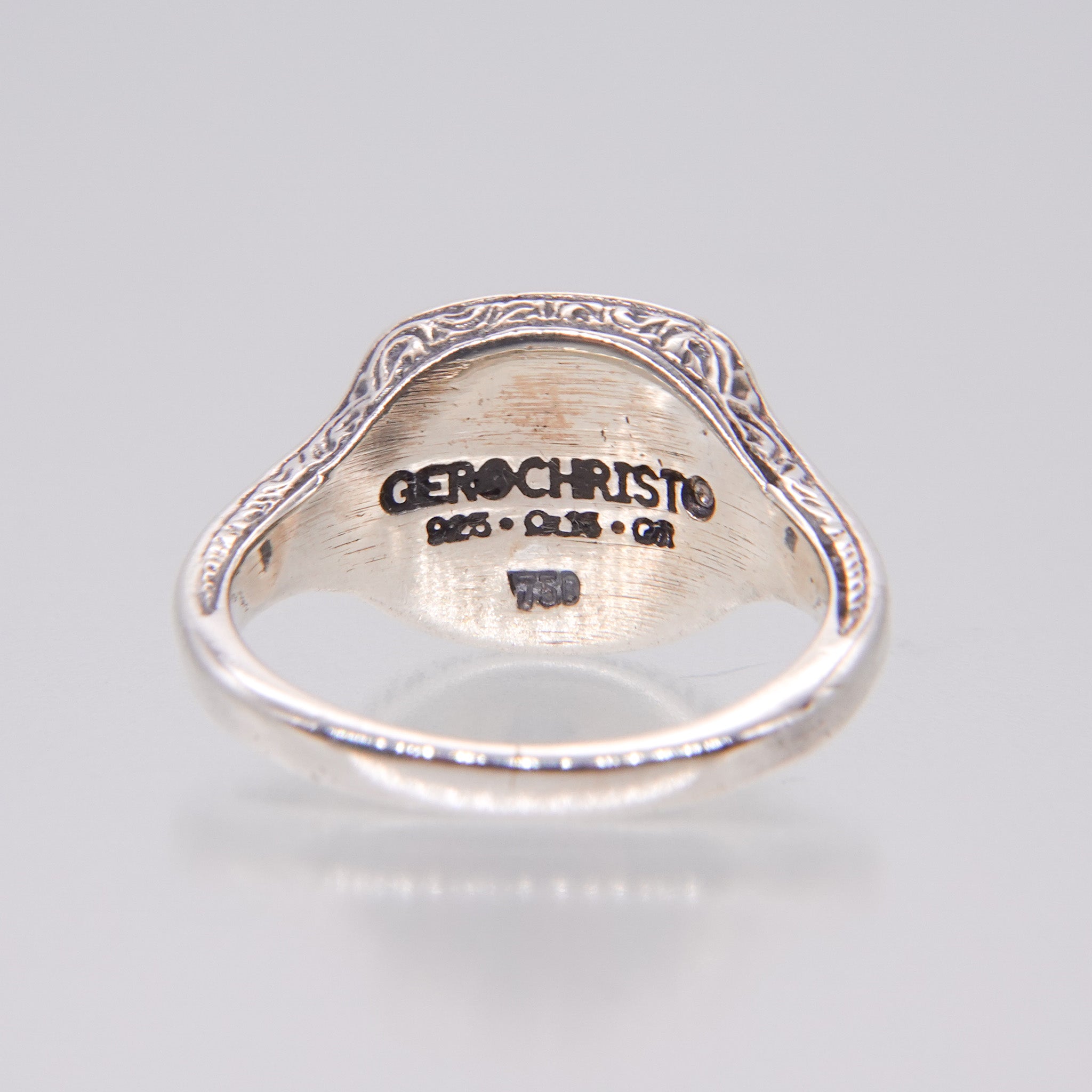 Mediterranean square pinky ring in 18K Gold and sterling