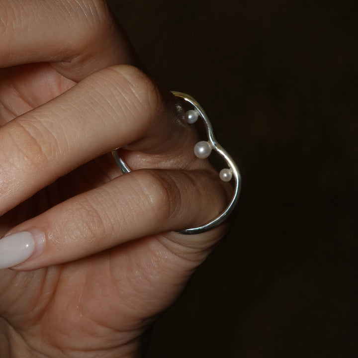 Pearl Double Finger Ring