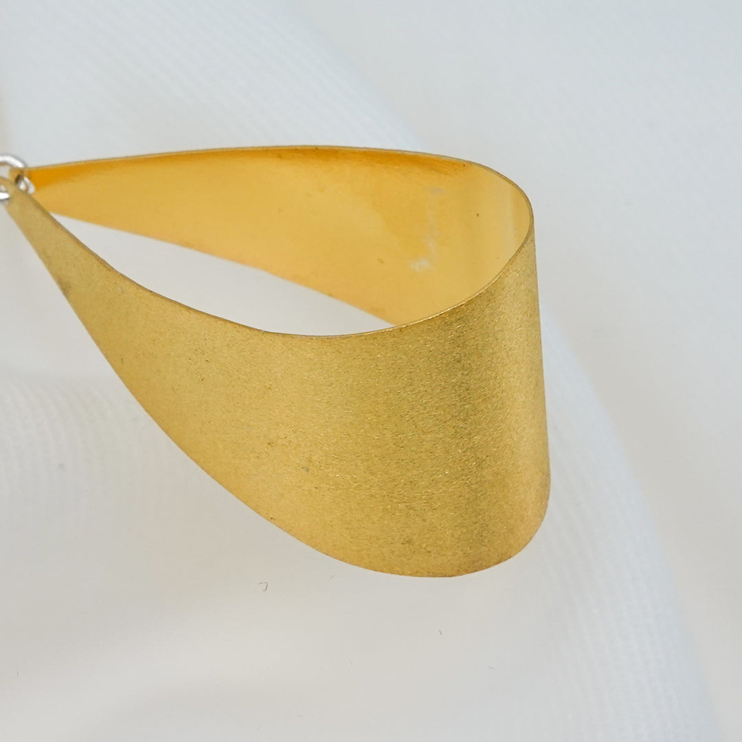 surface processing balloon motif earring(pierce)