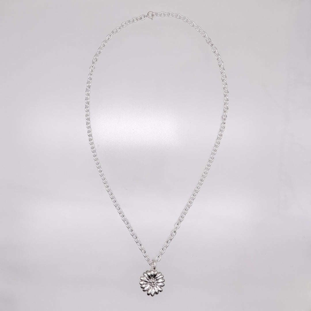 sv925 KIKU necklace