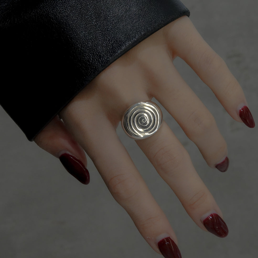 spiral signet ring