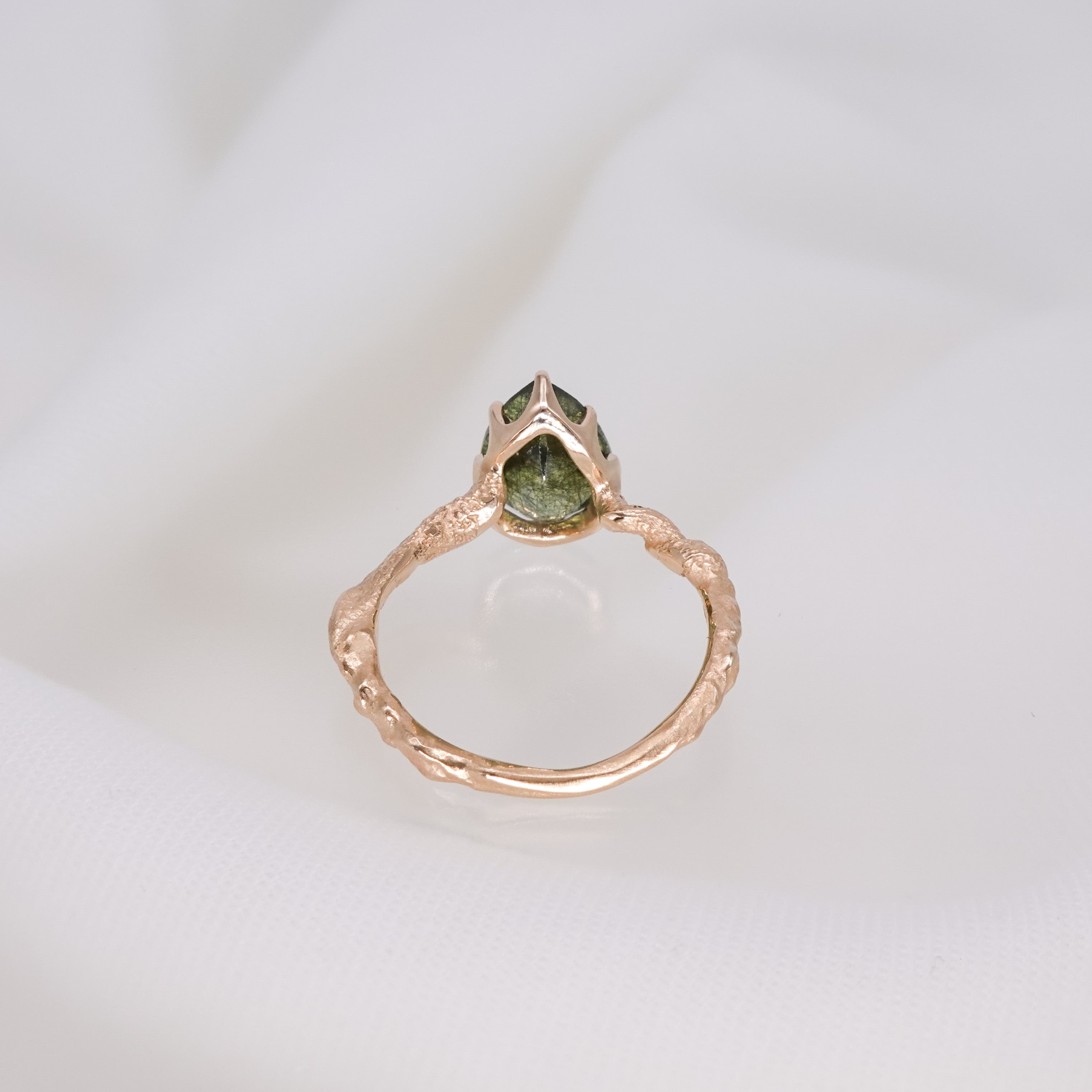 1705_ルドウィジャイトインペリドット – unigem