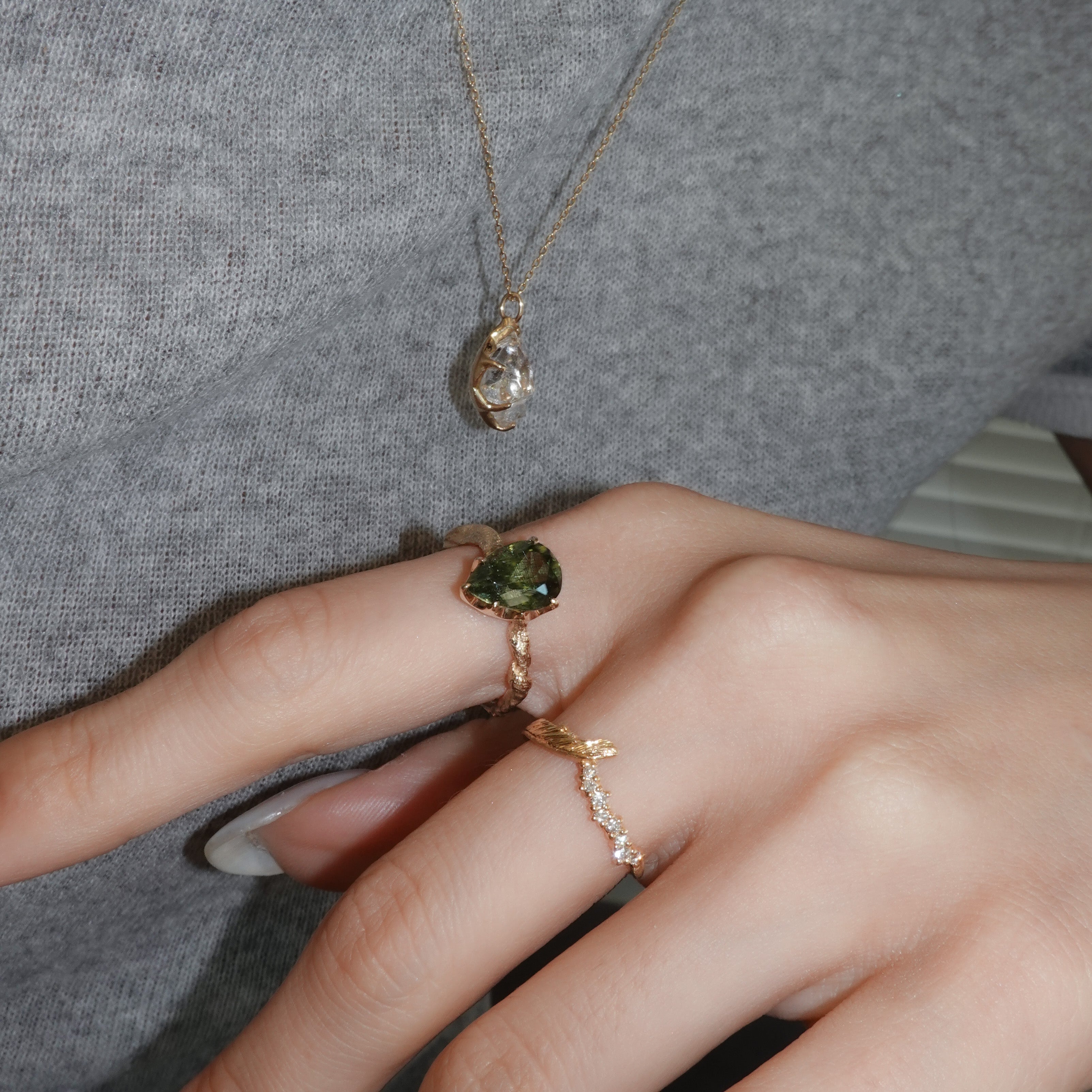 1705_ルドウィジャイトインペリドット – unigem