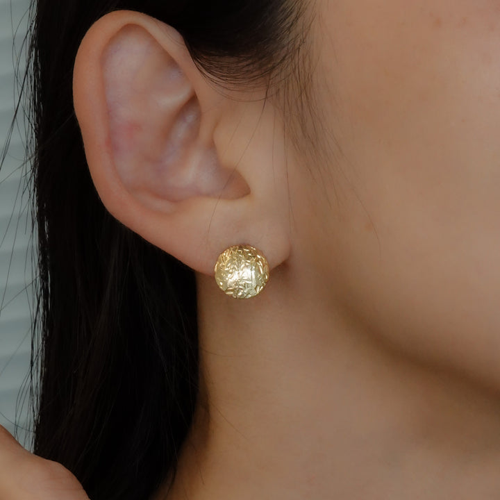 〈空〉 K10 月フルムーンピアス