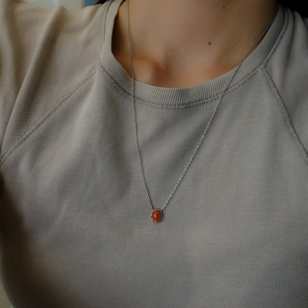 〈空〉シルバー 太陽のきらめきネックレス