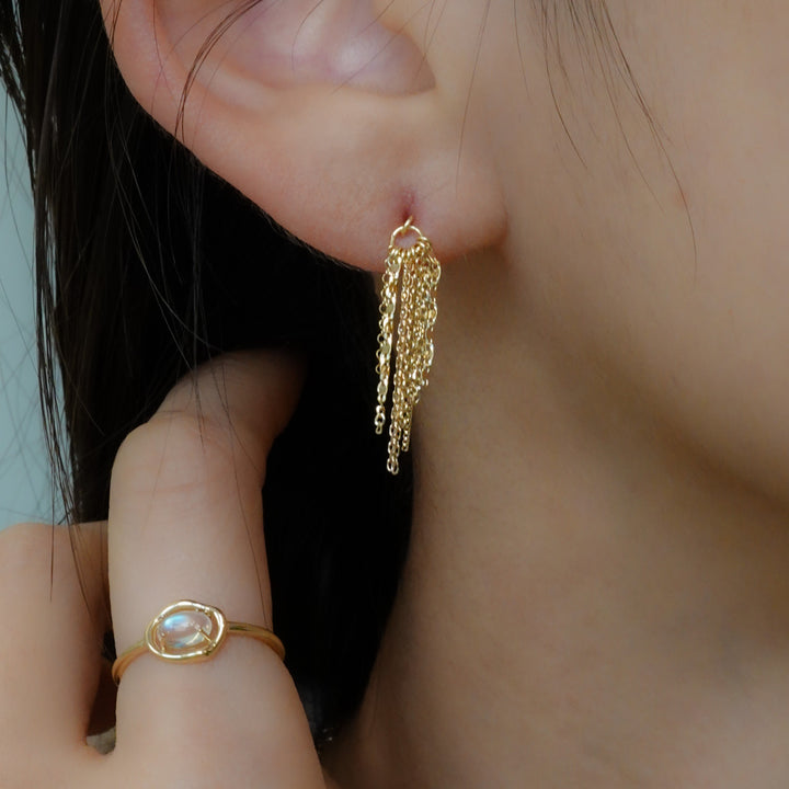 〈山〉 K10 滝の流れピアス