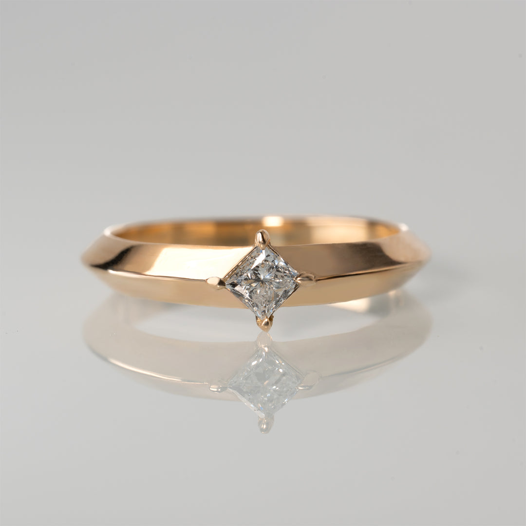 Prism Solitaire Ring -【Lab Grown Diamond】