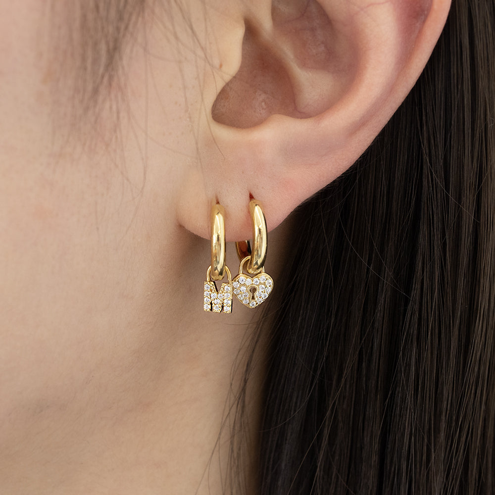【期間限定 & 受注生産】ESSENTIAL SIGNATURE EARRING