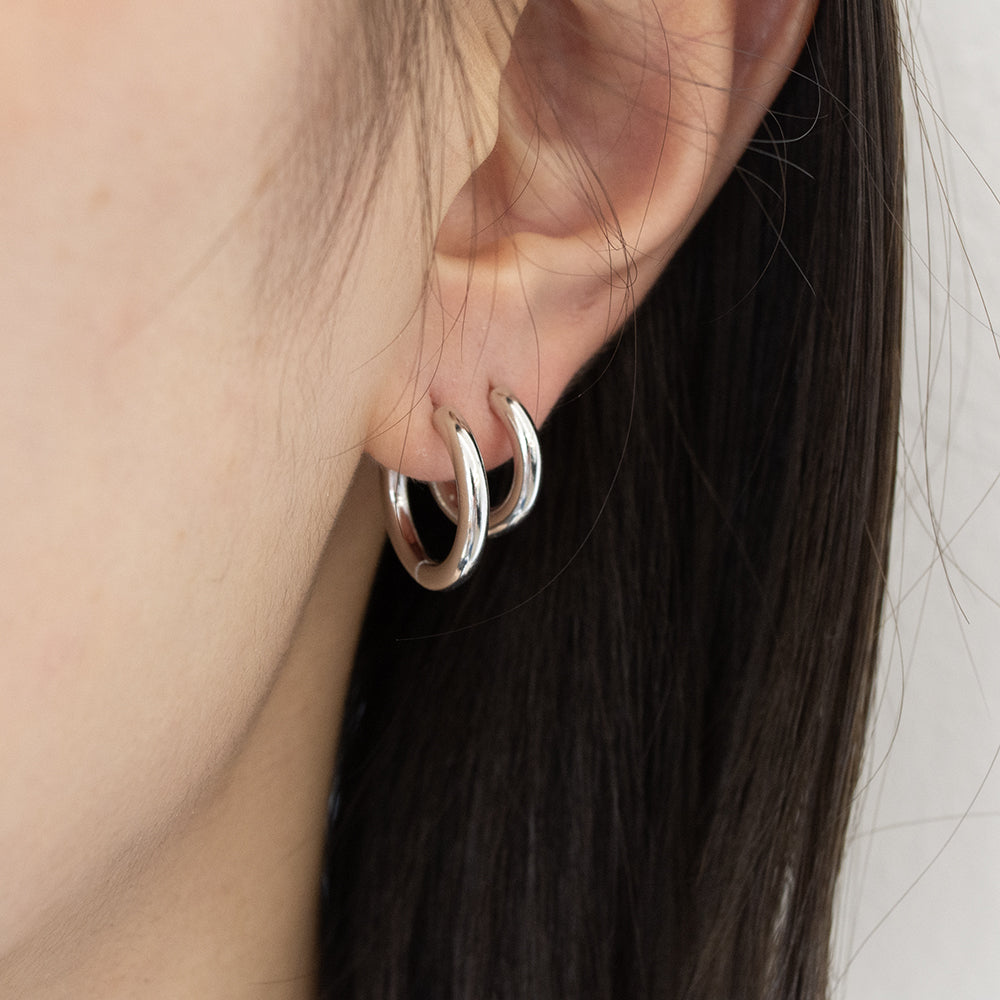 【期間限定 & 受注生産】ESSENTIAL SIGNATURE EARRING