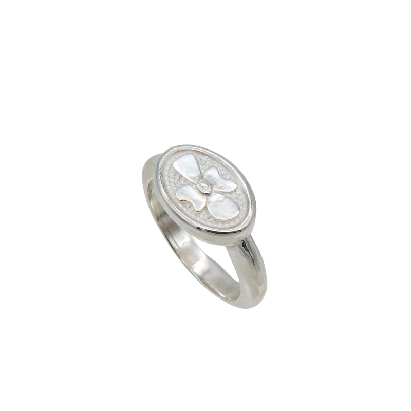 signet flower ring