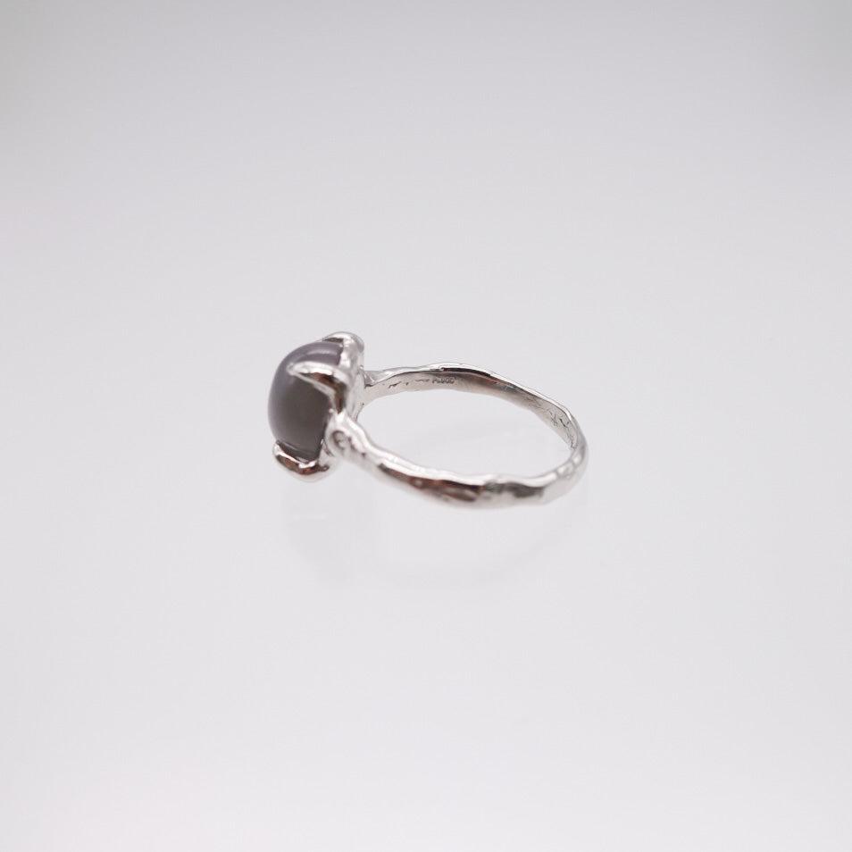primitive oval stone ring 10x8_gray moon stone
