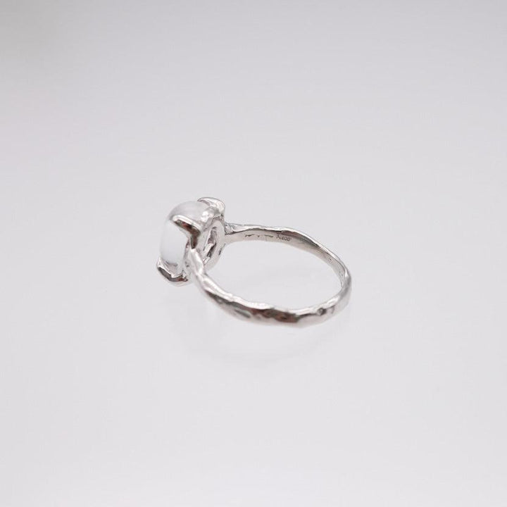 primitive oval stone ring 10x8_crystal