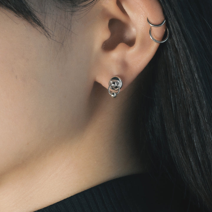 O earring 01
