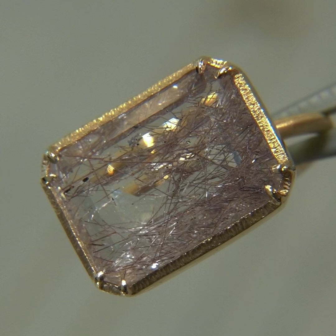 1884_Red Rutilated in Quartz