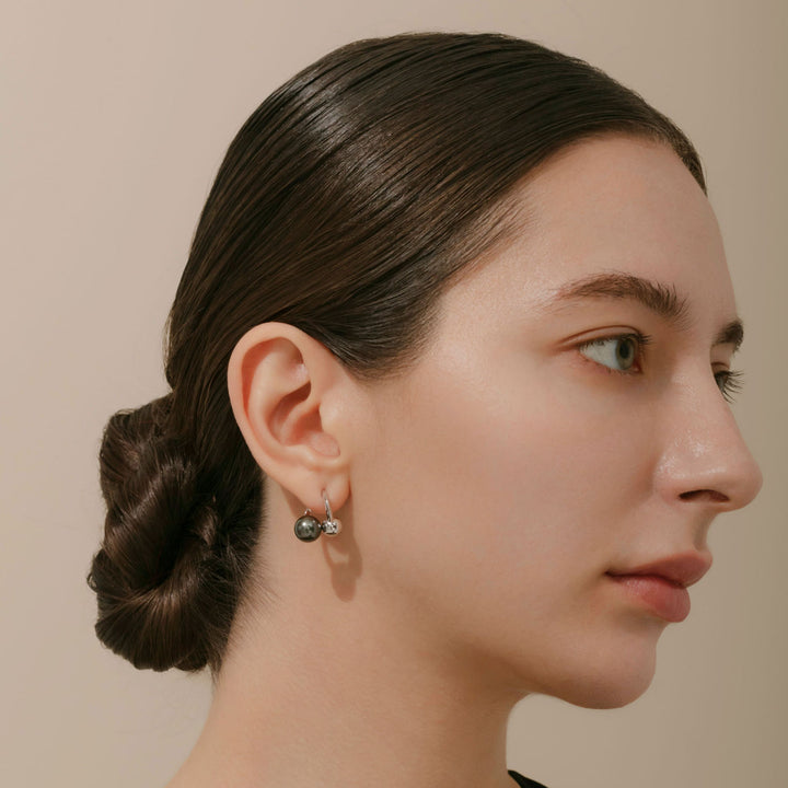 Black pearl pierced earrings SMA24K ピアス 黒蝶真珠