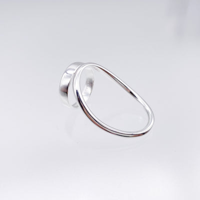 JESSE ring with wrapped oval-ring-RÄTHEL & WOLF-unigem