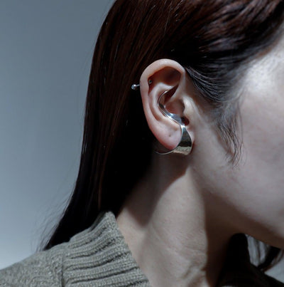 Lily concha earring-pierced earring-Vibe Harsløf-unigem
