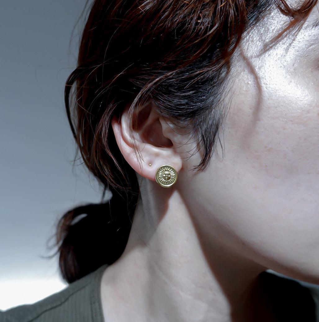 MINI SUN STUD EARRINGS-pierced earring-Barbóra-unigem