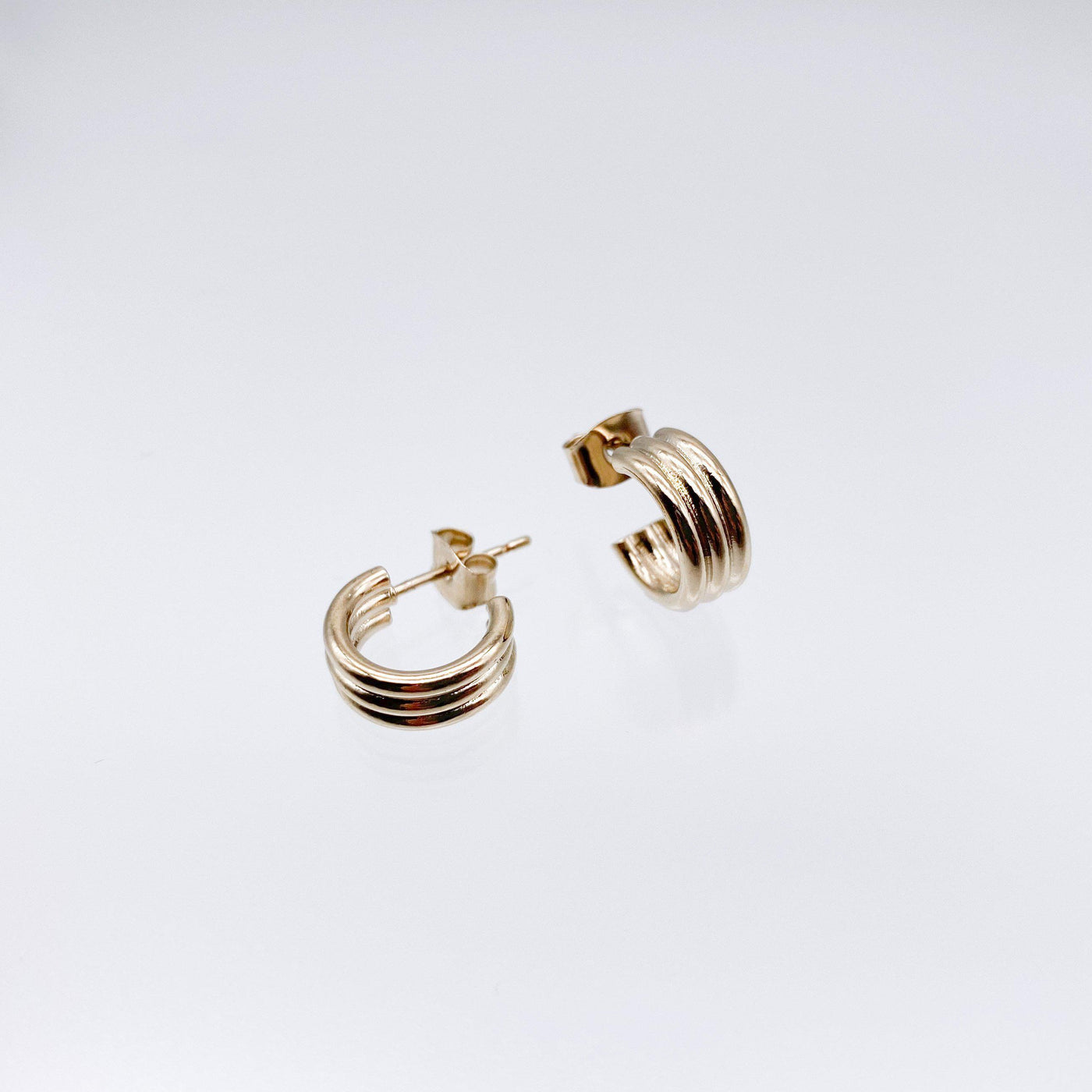 Sarah gold earrings-pierced earring-Justine Clenquet-unigem