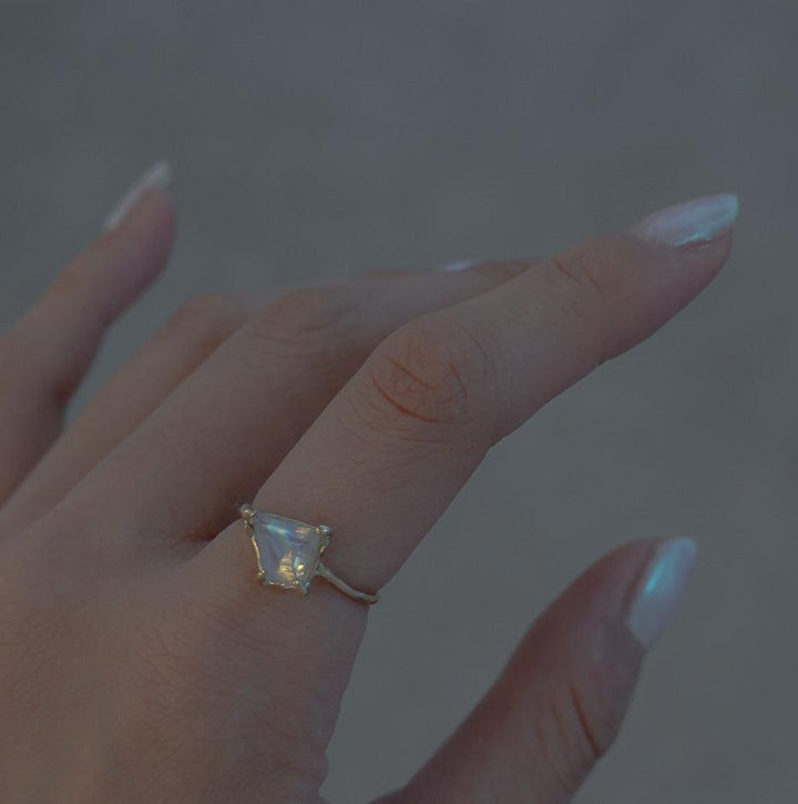 moonstone ring (#11)