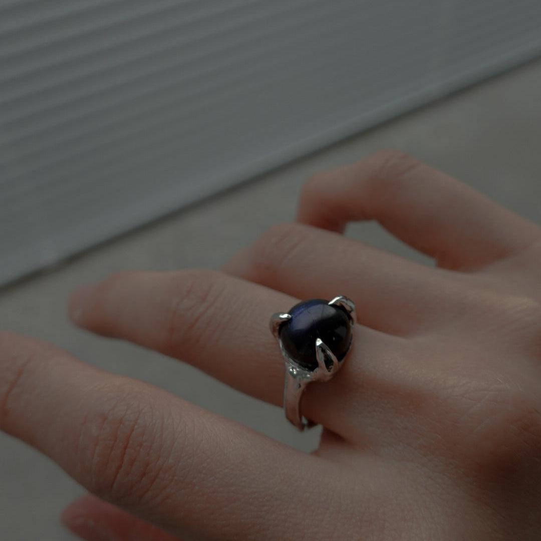 round stone ring 10x10_black labradorite