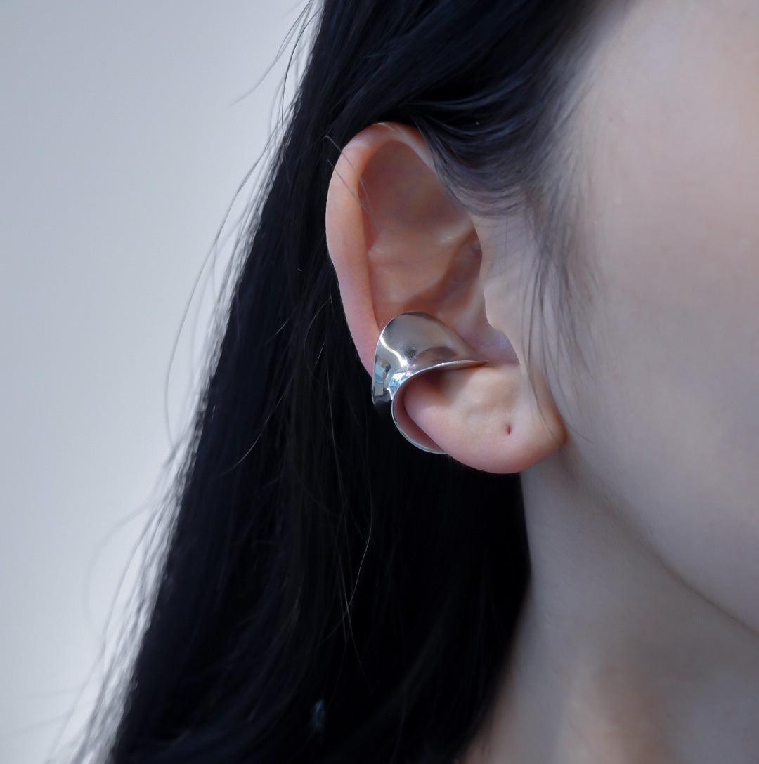 クリスマス特集2022 duoctria ronchamp Ear cuff Cube イヤーカフ